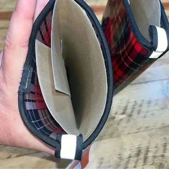 Hisea NWT womens rain/ gardening waterproof boots plaid with lifetime warranty - Picture 8 of 10